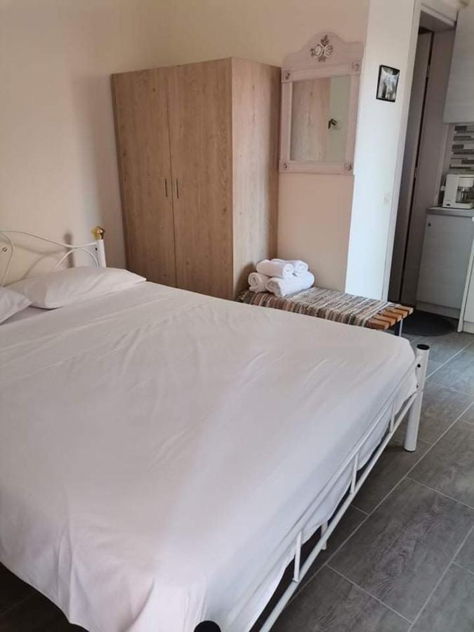 Studio Zenap Agios Georgios  Bagian luar foto